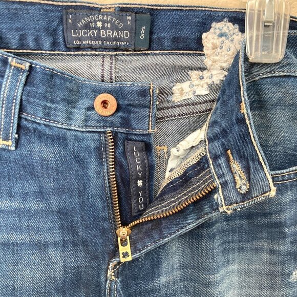 Lucky Brand Floral Embroidered Sienna Slim Boyfriend Distressed Jeans - Picture 7 of 16